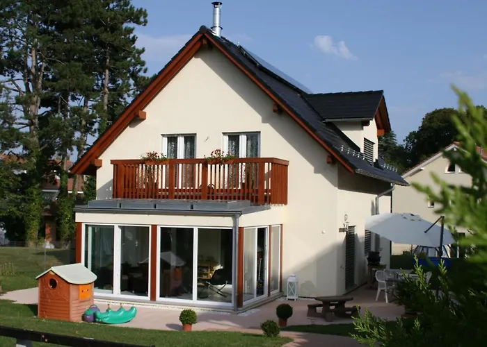 ベッド・アンド・ブレックファスト 