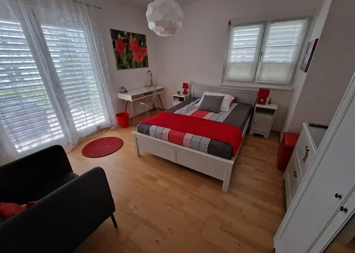 ベッド・アンド・ブレックファスト 